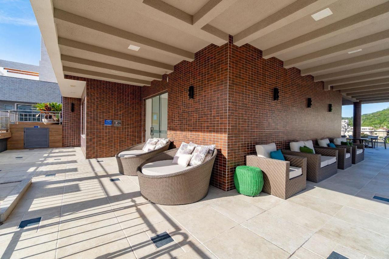 Porto Madero - Amplo Apartamento Em Condo Com Piscina Bombinhas Exterior foto